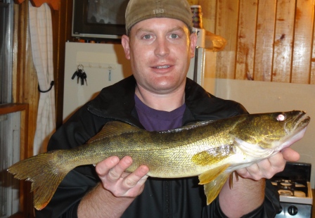 Shawn W. caught this 21 inch walleye on Benoit Lake, May 26, 2011.
